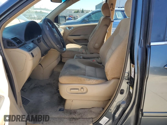 2005 Honda Odyssey EX z VIN 5FNRL38455B400474, wystawiony jako Copart lot #55845445 z przebiegiem Nie podano mil oraz Czysty tytuł • Clean title. Historia ofert i sprzedaży dostępna na DreamBid. Obrazek 7.