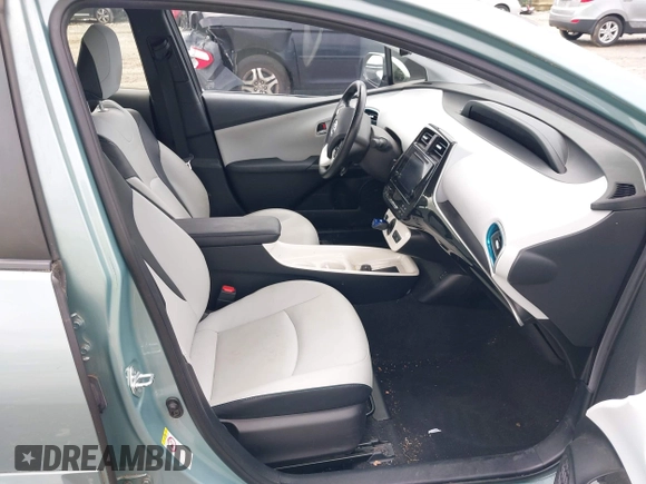 2017 Toyota Prius Two with VIN JTDKARFU2H3048467, listed as a IAAI auction lot 42509950 with 69,322 mi miles and . Bid and sale history available at DreamBid. Image 5.