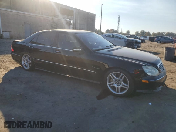 2005 Mercedes-Benz S 55 AMG with VIN WDBNG74JX5A437694, listed as a Copart auction lot 77256364 with 178,716 mi miles and Clean Title. Bid and sale history available at DreamBid. Image 4.