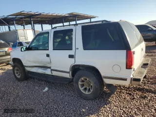 1999 Chevrolet Tahoe Z71 with VIN 1GNEK13R9XJ381424, listed as a Copart auction lot 79940494 with 164,231 mi miles and Salvage Title. Bid and sale history available at carsss.com. Image 2.