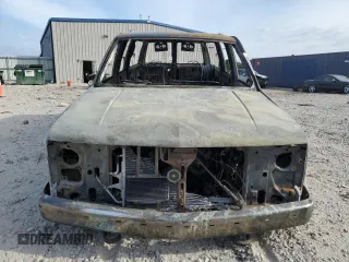 1999 Chevrolet Suburban with VIN 1GNFK16R1XJ561447, listed as a Copart auction lot 74590204 with 0 mi miles and Non Repairable. Bid and sale history available at carsss.com. Image 5.