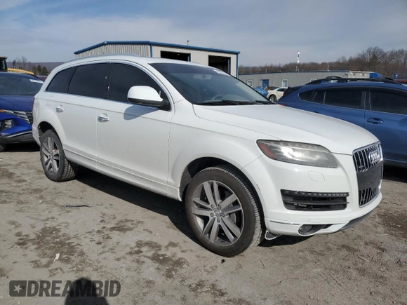 2014 Audi Q7 Prestige with VIN WA1VMAFE9ED015917, listed as a Copart auction lot 46307475 with 148,033 mi miles and Salvage title. Bid and sale history available at DreamBid. Image 4.