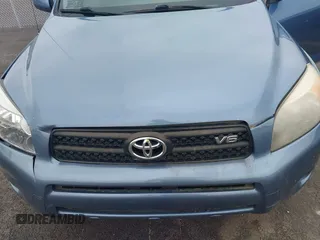 2008 Toyota RAV4 Sport z VIN JTMZK32V086010905, wystawiony jako IAAI lot #42219076 z przebiegiem 178 841 mil mil oraz . Historia ofert i sprzedaży dostępna na DreamBid. Obrazek 6.