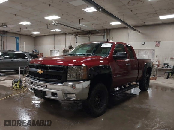 2013 Chevrolet Silverado 1500 LT with VIN 1GCRKSE76DZ273139, listed as a IAAI auction lot 42000114 with 199,155 mi miles and . Bid and sale history available at DreamBid. Image 19.