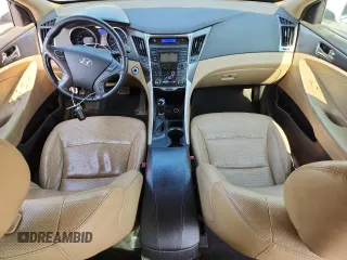 2012 Hyundai Sonata Hybrid with VIN KMHEC4A47CA055139, listed as a Copart auction lot 60082025 with 221,911 mi miles and Salvage title. Bid and sale history available at DreamBid. Image 8.