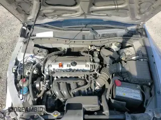 2011 Honda Accord LX z VIN 1HGCP2F37BA100813, wystawiony jako Copart lot #83631184 z przebiegiem 172 643 mil mil oraz Szkoda całkowita • Salvage title. Historia ofert i sprzedaży dostępna na DreamBid. Obrazek 14.