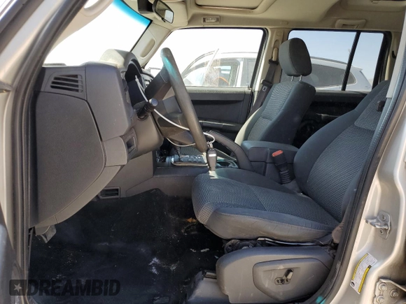 2008 Jeep Commander Sport with VIN 1J8HG48N58C185896, listed as a Copart auction lot 61500035 with 195,683 mi miles and Clean title. Bid and sale history available at DreamBid. Image 7.