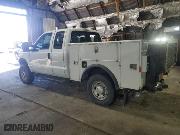2015 Ford F-350 z VIN 1FT7X3B63FEB25843, wystawiony jako Copart lot #46791775 z przebiegiem 232 021 mil mil oraz Nie do naprawy • Non repairable. Historia ofert i sprzedaży dostępna na DreamBid. Obrazek 2.