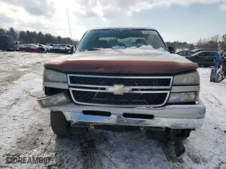 2006 Chevrolet Silverado 1500 LT1 with VIN 1GCEK19B56Z146182, listed as a Copart auction lot 87433354 with 145,843 mi miles and Salvage Title. Bid and sale history available at carsss.com. Image 5.