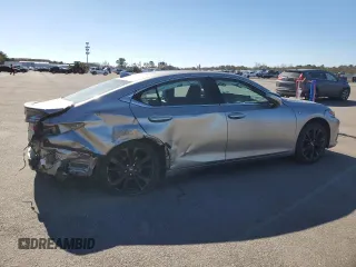2019 Lexus ES with VIN 58ABZ1B19KU010665, listed as a Copart auction lot 46840835 with 68,587 mi miles and Salvage Title. Bid and sale history available at carsss.com. Image 3.
