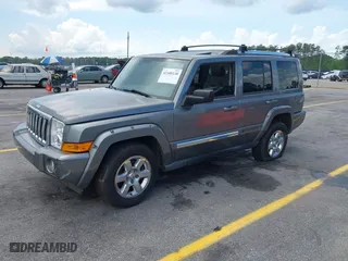 2007 Jeep Commander Limited with VIN 1J8HH58297C636318, listed as a IAAI auction lot 42105138 with 149,972 mi miles. Bid and sale history available at carsss.com. Image 2.