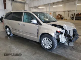 2013 Chrysler Town & Country Limited with VIN 2C4RC1GG2DR621811, listed as a Copart auction lot 54130625 with 178,412 mi miles and Salvage Title. Bid and sale history available at carsss.com. Image 4.