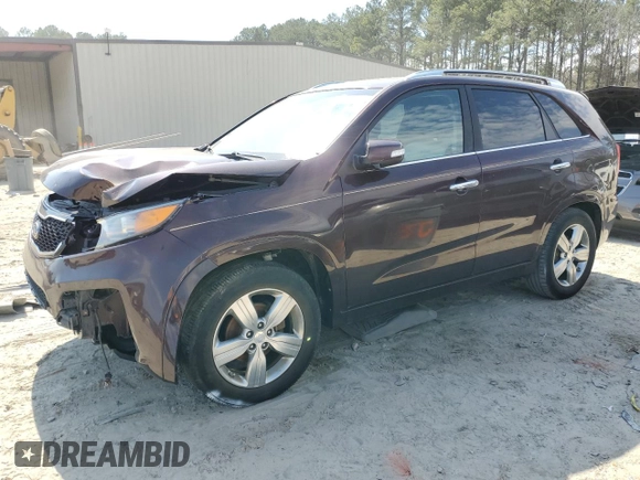 2013 Kia Sorento SX with VIN 5XYKW4A28DG333190, listed as a Copart auction lot 50872625 with 122,121 mi miles and Salvage Title. Bid and sale history available at carsss.com. Image 1.
