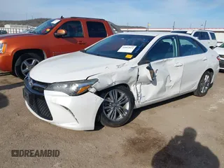 2017 Toyota Camry XLE with VIN 4T1BF1FK2HU315596, listed as a IAAI auction lot 41864814 with 122,448 mi miles. Bid and sale history available at carsss.com. Image 2.