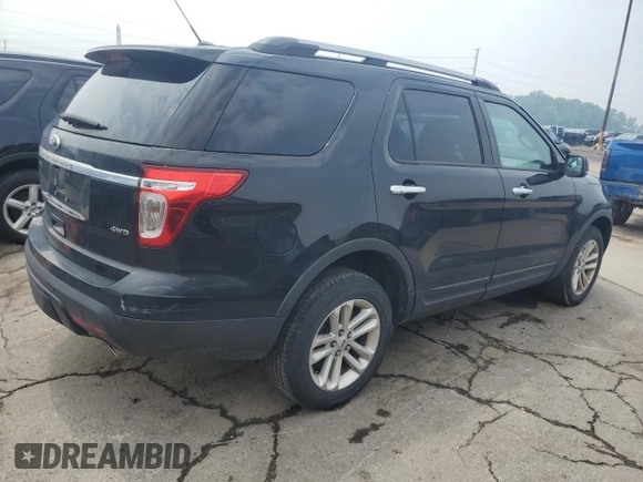 2014 Ford Explorer XLT z VIN 1FM5K8D80EGA41916, wystawiony jako Copart lot #59797115 z przebiegiem 161 617 mil mil oraz Czysty tytuł • Clean title. Historia ofert i sprzedaży dostępna na DreamBid. Obrazek 3.