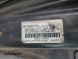 1997 Mitsubishi 3000GT z VIN JA3AM44H9VY001753, wystawiony jako Copart lot #76074634 z przebiegiem 114 056 mil mil oraz Czysty tytuł • Clean title. Historia ofert i sprzedaży dostępna na DreamBid. Obrazek 12.