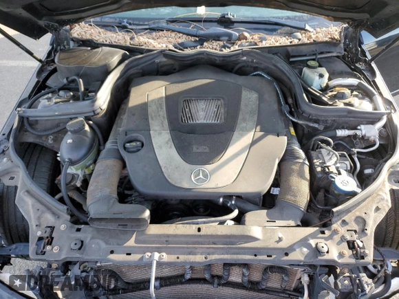 2011 Mercedes-Benz C 300 Sport z VIN WDDGF8BB9BA455409, wystawiony jako Copart lot #82202464 z przebiegiem 160 500 mil mil oraz Szkody całkowita. Historia ofert i sprzedaży dostępna na DreamBid. Obrazek 11.