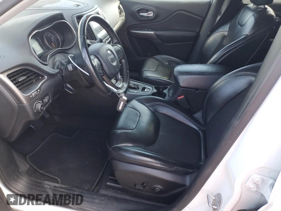 2020 Jeep Cherokee Latitude Plus with VIN 1C4PJMLX1LD510155, listed as a Copart auction lot 74936024 with 130,959 mi miles and Clean Title. Bid and sale history available at DreamBid. Image 7.
