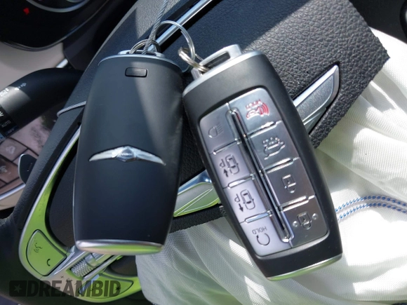 2023 Genesis GV70 2.5T with VIN KMUMADTB7PU139111, listed as a IAAI auction lot 42391876 with 13,157 mi miles and . Bid and sale history available at DreamBid. Image 11.
