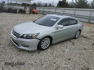 2013 Honda Accord Sdn EX-L with VIN 1HGCR2F84DA116170, listed as a Copart auction lot 72301833 with 148,514 mi miles and Salvage Title. Bid and sale history available at carsss.com. Image 1.