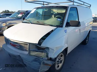 2004 GMC Safari Cargo with VIN 1GTDM19X04B504523, listed as a IAAI auction lot 41028946 with 191,471 mi miles. Bid and sale history available at carsss.com. Image 6.