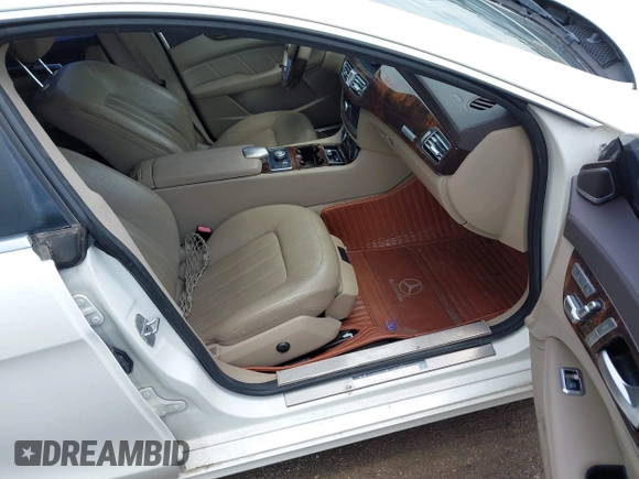 2013 Mercedes-Benz CLS 550 с VIN WDDLJ7DB6DA073913, выставлен на аукционе IAAI как лот 42376739 с пробегом 143 955 миль миль и . История ставок и продаж доступна на DreamBid. Изображение 5.