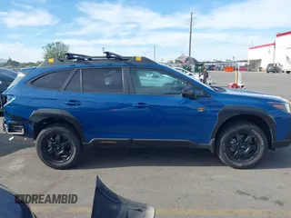 2025 Subaru Outback Wilderness z VIN 4S4BTGUD0S3167493, wystawiony jako IAAI lot #42242997 z przebiegiem 2 214 mil mil oraz . Historia ofert i sprzedaży dostępna na DreamBid. Obrazek 13.
