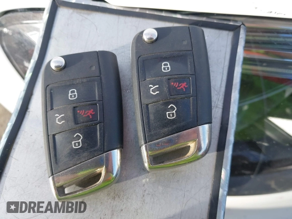 2017 Volkswagen GTI S z VIN 3VW547AU2HM023421, wystawiony jako IAAI lot #41673669 z przebiegiem 91 094 mil mil oraz . Historia ofert i sprzedaży dostępna na DreamBid. Obrazek 11.