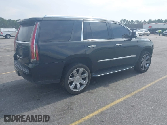 2017 Cadillac Escalade Luxury z VIN 1GYS4BKJ3HR307534, wystawiony jako IAAI lot #41762802 z przebiegiem 109 420 mil mil oraz . Historia ofert i sprzedaży dostępna na DreamBid. Obrazek 4.