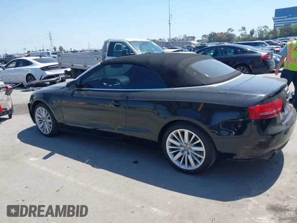 2011 Audi A5 2.0T Premium Plus with VIN WAUJFAFH3BN008361, listed as a IAAI auction lot 41980341 with 140,232 mi miles. Bid and sale history available at carsss.com. Image 14.