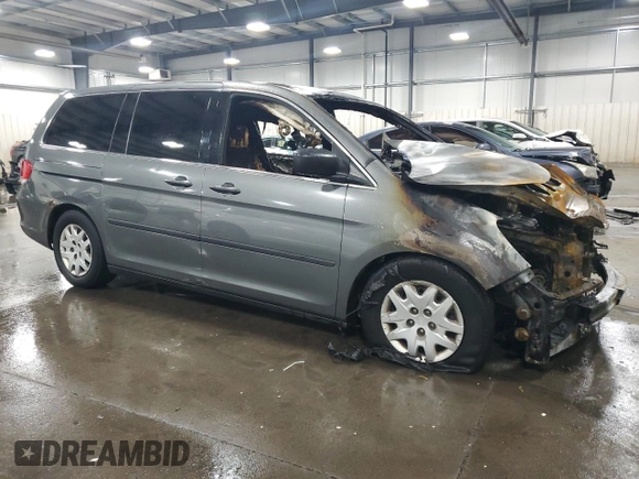 2008 Honda Odyssey LX с VIN 5FNRL38258B053974, выставлен на аукционе Copart как лот 57909535 с пробегом Не указан миль и На запчасти • Non repairable. История ставок и продаж доступна на DreamBid. Изображение 4.