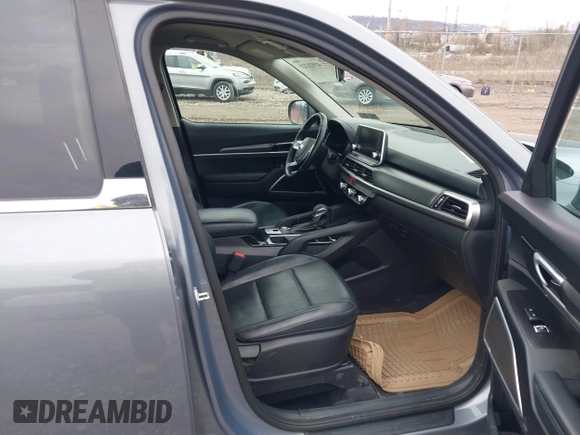 2020 Kia Telluride LX z VIN 5XYP2DHC7LG048995, wystawiony jako IAAI lot #41921321 z przebiegiem 72 914 mil mil oraz . Historia ofert i sprzedaży dostępna na DreamBid. Obrazek 5.