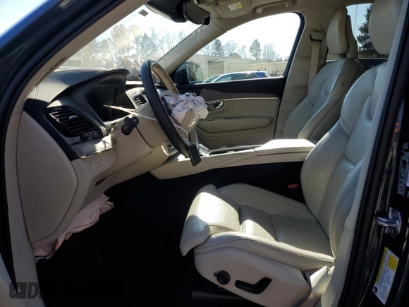 2021 Volvo XC90 Inscription Expression with VIN YV4BR00L5M1753240, listed as a Copart auction lot 87550865 with 59,394 mi miles and Salvage Title. Bid and sale history available at carsss.com. Image 7.