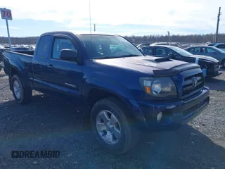 2008 Toyota Tacoma with VIN 5TEUU42N58Z552904, listed as a IAAI auction lot 41625244 with 166,646 mi miles and . Bid and sale history available at DreamBid. Image 1.