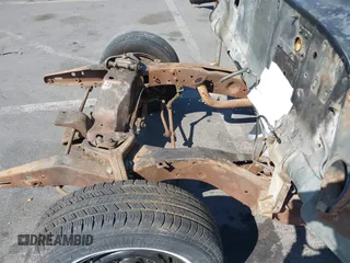 1950 Lincoln Continental z VIN 00000000000000000, wystawiony jako IAAI lot #37129594 z przebiegiem Nie podano mil oraz . Historia ofert i sprzedaży dostępna na DreamBid. Obrazek 10.
