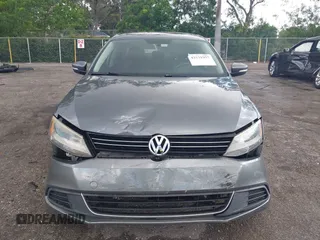 2014 Volkswagen Jetta SE with VIN 3VWD07AJ9EM277085, listed as a IAAI auction lot 42531957 with 171,613 mi miles and . Bid and sale history available at DreamBid. Image 13.