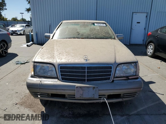 1995 Mercedes-Benz S with VIN WDBGA43E9SA220971, listed as a Copart auction lot 70834144 with Not Provided miles and Clean Title. Bid and sale history available at DreamBid. Image 5.