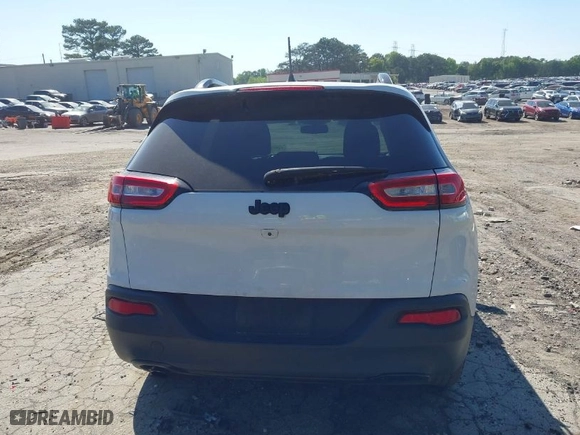 2018 Jeep Cherokee Latitude with VIN 1C4PJLCB5JD620363, listed as a IAAI auction lot 42053891 with 110,720 mi miles. Bid and sale history available at carsss.com. Image 16.