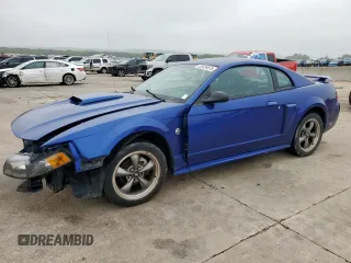2004 Ford Mustang GT Deluxe z VIN 1FAFP42X74F232580, wystawiony jako Copart lot #55434075 z przebiegiem 83 948 mil mil oraz Szkoda całkowita • Salvage title. Historia ofert i sprzedaży dostępna na DreamBid. Obrazek 1.