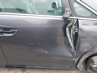 2015 Honda Odyssey LX z VIN 5FNRL5H21FB078427, wystawiony jako IAAI lot #42000305 z przebiegiem Nie podano mil oraz . Historia ofert i sprzedaży dostępna na DreamBid. Obrazek 19.