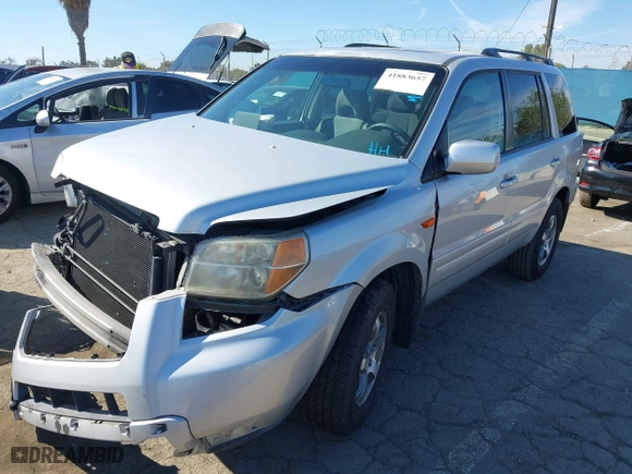 2008 Honda Pilot SE with VIN 5FNYF28318B022789, listed as a IAAI auction lot 41883657 with 129,059 mi miles. Bid and sale history available at carsss.com. Image 2.