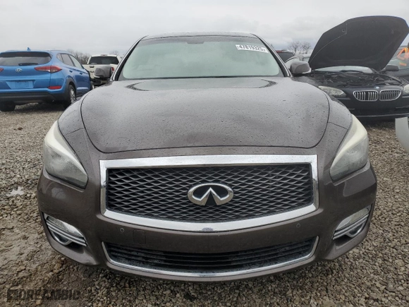 2017 Infiniti Q70L 3.7 with VIN JN1BY1PR9HM210552, listed as a Copart auction lot 47819325 with 50,847 mi miles and Salvage Title. Bid and sale history available at carsss.com. Image 5.