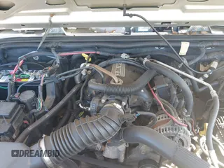 2007 Jeep Wrangler X z VIN 1J4FA24187L143478, wystawiony jako IAAI lot #41782412 z przebiegiem 138 913 mil mil oraz . Historia ofert i sprzedaży dostępna na DreamBid. Obrazek 10.