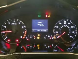 2014 Kia Cadenza Premium with VIN KNALN4D7XE5165767, listed as a Copart auction lot 81520014 with 102,229 mi miles and Salvage Title. Bid and sale history available at carsss.com. Image 9.