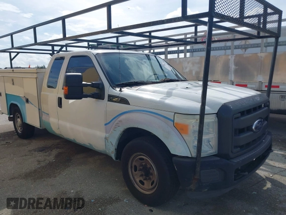 2015 Ford F-250 XLT с VIN 1FT7X2AT2FEA31504, выставлен на аукционе IAAI как лот 42402725 с пробегом 130 273 миль миль и . История ставок и продаж доступна на DreamBid. Изображение 1.