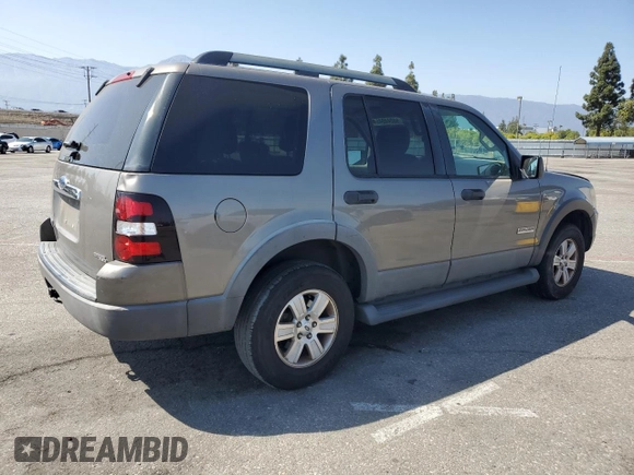 2006 Ford Explorer XLT with VIN 1FMEU63E76ZA01408, listed as a Copart auction lot 58244045 with 98,007 mi miles and Salvage title. Bid and sale history available at DreamBid. Image 3.