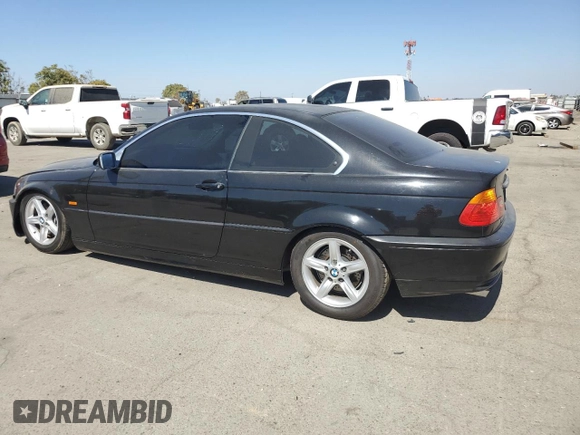 2001 BMW 3 Series 325Ci with VIN WBABN33401JW56413, listed as a Copart auction lot 73610734 with 187,259 mi miles and Salvage Title. Bid and sale history available at carsss.com. Image 2.