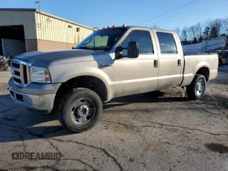 2006 Ford F-250 XL z VIN 1FTSW21566ED03468, wystawiony jako Copart lot #47641765 z przebiegiem 136 368 mil mil oraz Szkoda całkowita • Salvage title. Historia ofert i sprzedaży dostępna na DreamBid. Obrazek 1.