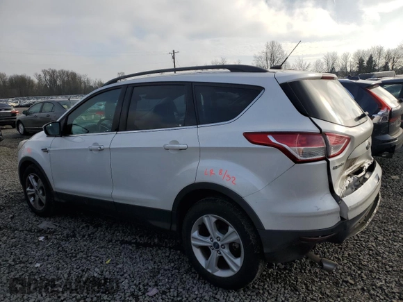 2014 Ford Escape SE with VIN 1FMCU0GX5EUB63677, listed as a Copart auction lot 88471095 with Not Provided miles and Salvage Title. Bid and sale history available at carsss.com. Image 2.