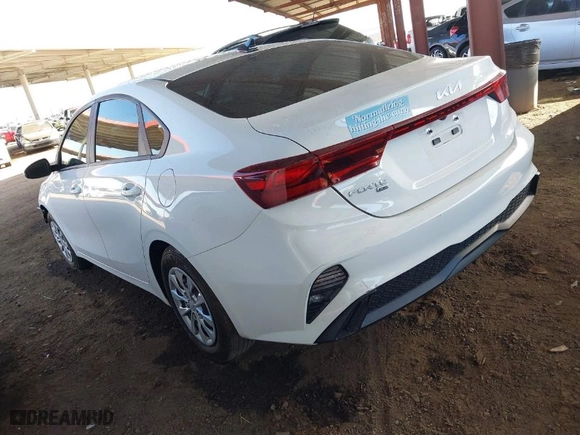 2024 Kia Forte LXS with VIN 3KPF24AD6RE697482, listed as a IAAI auction lot 41432404 with 17,995 mi miles. Bid and sale history available at carsss.com. Image 3.